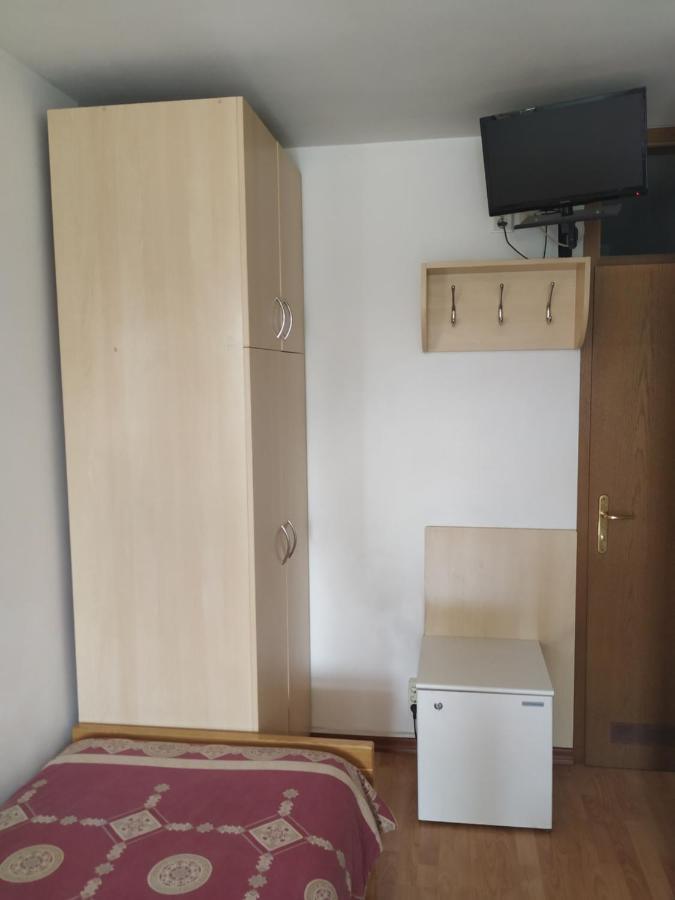 Accomodation Pertout Нова-Горица Экстерьер фото