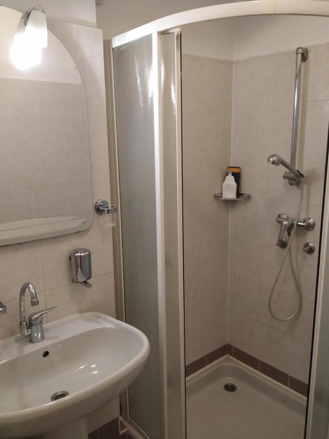 Accomodation Pertout Нова-Горица Экстерьер фото
