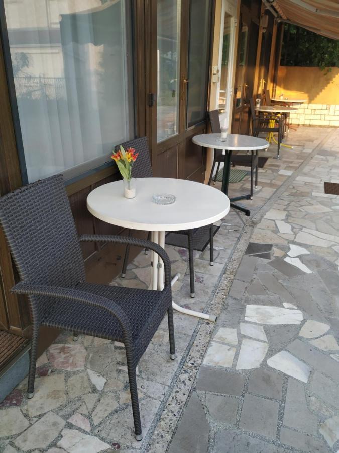 Accomodation Pertout Нова-Горица Экстерьер фото