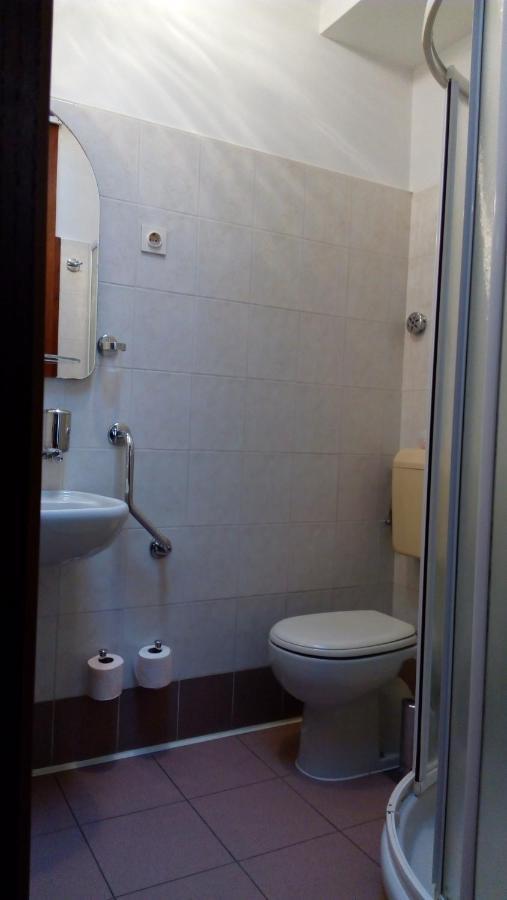 Accomodation Pertout Нова-Горица Экстерьер фото