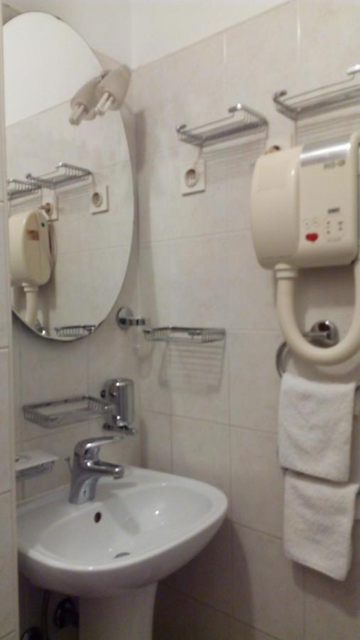 Accomodation Pertout Нова-Горица Экстерьер фото