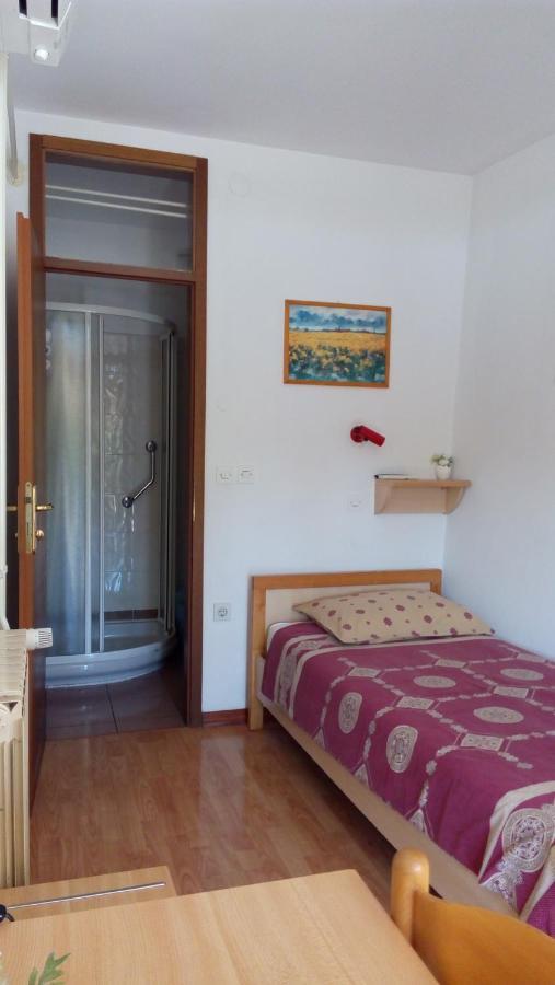 Accomodation Pertout Нова-Горица Экстерьер фото